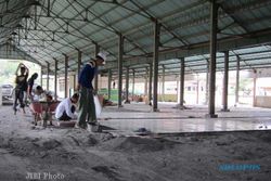 Rehab Lantai III Pasar Kota Wonogiri Dimulai, Pedagang Masih Sangsi Dampak Positifnya