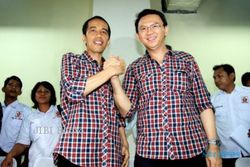 IDUL ADHA: Jokowi di Istiqlal, Ahok Jaga Kantor