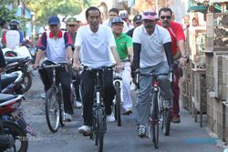 Jokowi Akan Ngantor Naik Sepeda