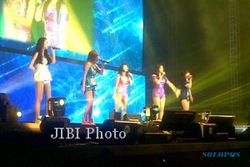Konser di Jakarta, Wonder Girls Bagi-bagi Kaos