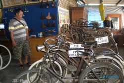  Penjualan Sepeda Onthel Kuno Lesu