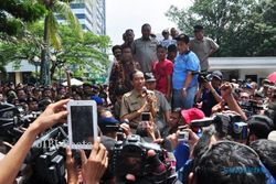 DEMO SOPIR ANGKOT DKI: Kami Siap Diatur Asal Oleh Pak Jokowi Bukan Kapitalis, Ujar Demonstran
