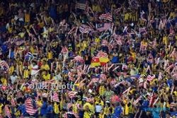 PIALA AFF 2012: Inilah Video Yel-Yel Suporter Malaysia Menghina Indonesia