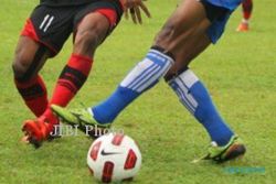 SEMIFINAL INTER ISLAND CUP 2012: Sriwijaya FC Familier Dengan Kekuatan Arema