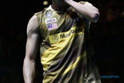 BWF Superseries Final 2012: Lee Chong Wei Mundur