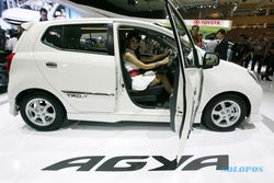 Selama Oktober, Penjualan Agya Balap Toyota Etios 
