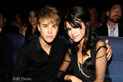 KABAR ARTIS : Duh, Justin Bieber Sebut Selena Gomez Selingkuh dengan Zayn Malik