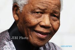  3 Pekan Dirawat, Nelson Mandela Rayakan Natal Bersama Keluarga di RS