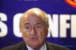 RONALDO VS BLATTER : Olok-Olok CR7, Presiden FIFA Minta Maaf 