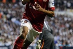 Wenger: Walcott Mampu Tiru Henry