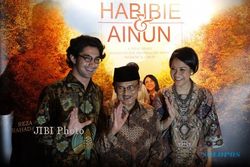 FILM HABIBIE & AINUN
