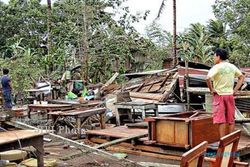  700 Orang Tewas Akibat Topan Bopha di Filipina
