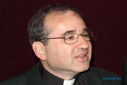 KIAMAT 2012: Ahli Perbintangan Vatikan Tegaskan Usia Bumi Masih Miliaran Tahun Lagi