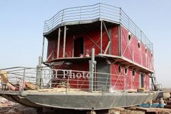 RAMALAN KIAMAT: Kapsul Bahtera Nuh Bikinan China Ramai Pesanan