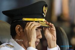 JOKOWI CAPRES : Golkar Akui Jokowi Bikin PDIP Saingan Terberat