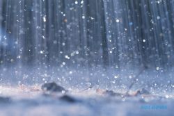 PREDIKSI CUACA : BMKG: Januari Puncak Musim Hujan Wilayah Jateng Selatan