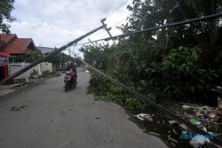 ANGIN KENCANG: Warga Diminta Tetap Waspada