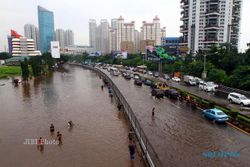 Otoritas Jasa Keuangan Kaji Asuransi Risiko Banjir