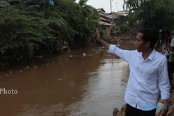  Jokowi Usulkan Program Atasi Banjir ke SBY