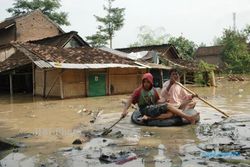 Air Bengawan Solo Naik, Warga Siaga Banjir