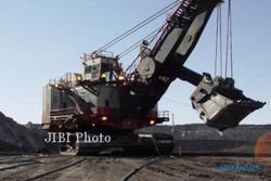PASIR BESI KULONPROGO : Pabrik Pasir Besi Digeser ke Timur
