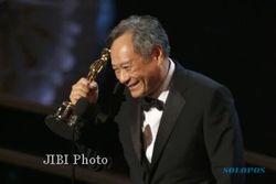 PIALA OSCAR 2013: Ang Lee Sebagai Sutradara Terbaik