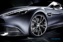 Si Cantik Aston Martin Layak Jadi Favorit