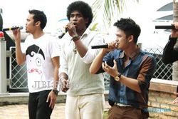 X FACTOR INDONESIA: Nu Dimention Bawakan Lagu Era 80-an Lebih Gaya