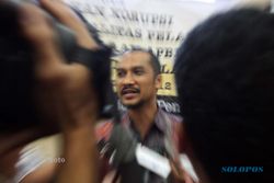 KPK VS POLRI : Sakit Kepala, Pemeriksaan Abraham Samad Sempat Terhenti