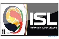 ISL 2013- AREMA Vs SRIWIJAYA FC: Babak Pertama, Arema Unggul Sementara 3-1