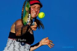 WTA OPEN GDF SUEZ: Tumbangkan Errani, Barthel Rebut Gelar Juara
