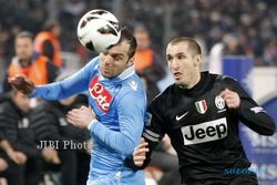 Ketat, Napoli-Juventus Berakhir 1-1