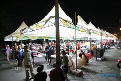 Night Market Ngarsopuro Solo sampai Jl Gatsu, Parkir di Mangkunegaran