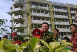 Ahok Abaikan Sorotan DPRD DKI Jakarta