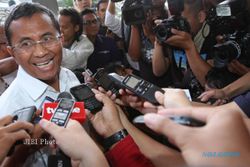 DUGAAN KORUPSI PLN : Jadi Tersangka, Cuma Ini yang Dikatakan Dahlan Iskan