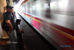 PROYEK KERETA CEPAT : Proyek Kereta Cepat Jakarta-Bandung Dimulai, Ini Harapan Jokowi