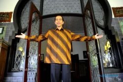 JOKOWI PRESIDEN : Jokowi Presiden Terpilih! Keluarga di Solo Bagi-Bagi Tumpeng