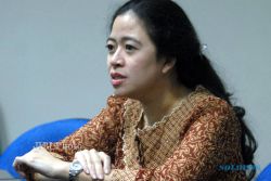 JOKOWI PRESIDEN : Akhirnya Puan Maharani Muncul di Kantor Transisi Jokowi