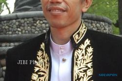  Dalang Solo Ciptakan Lagu untuk Jokowi  