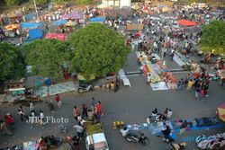 SUNDAY MARKET : Pemkot Ragu Kelola Sunday Market Manahan