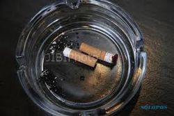 Raih Kursi Anggota Dewan Bermodal Rokok