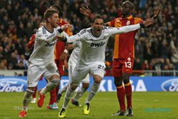 MADRID 3-0 GALATASARAY : Benzema & Higuain Santai Tanggapi Kritikan