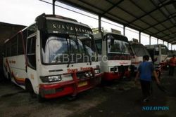 SOLAR LANGKA : Puluhan Bus di Bantul Mogok Beroperasi
