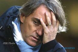 KARIER PELATIH : Mancini Tinggalkan Galatasaray