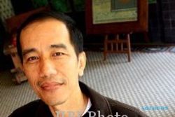 LEBARAN 2013 : H+1, Jokowi Pulang ke Solo