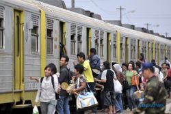 KA KOMUTER SOLO-JOGJA : Satu Pengantre Dibatasi Empat Tiket