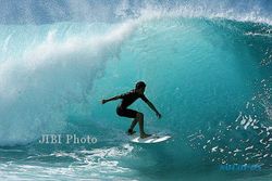 Genjot Pariwisata, Pemkab Banyuwangi Gelar Kompetisi Surfing 