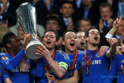 BENFICA VS CHELSEA : Gol Branislav Ivanovic Bawa Chelsea Juarai Liga Europa