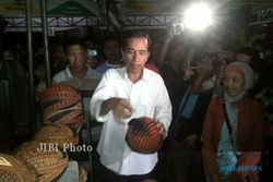 Kunjungi Ngarsopuro,  Jokowi Hebohkan Warga Solo