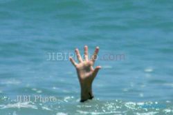 KECELAKAAN AIR : Tergulung Ombak Saat Berenang, Seorang Pelajar Hilang di Pantai Suwuk